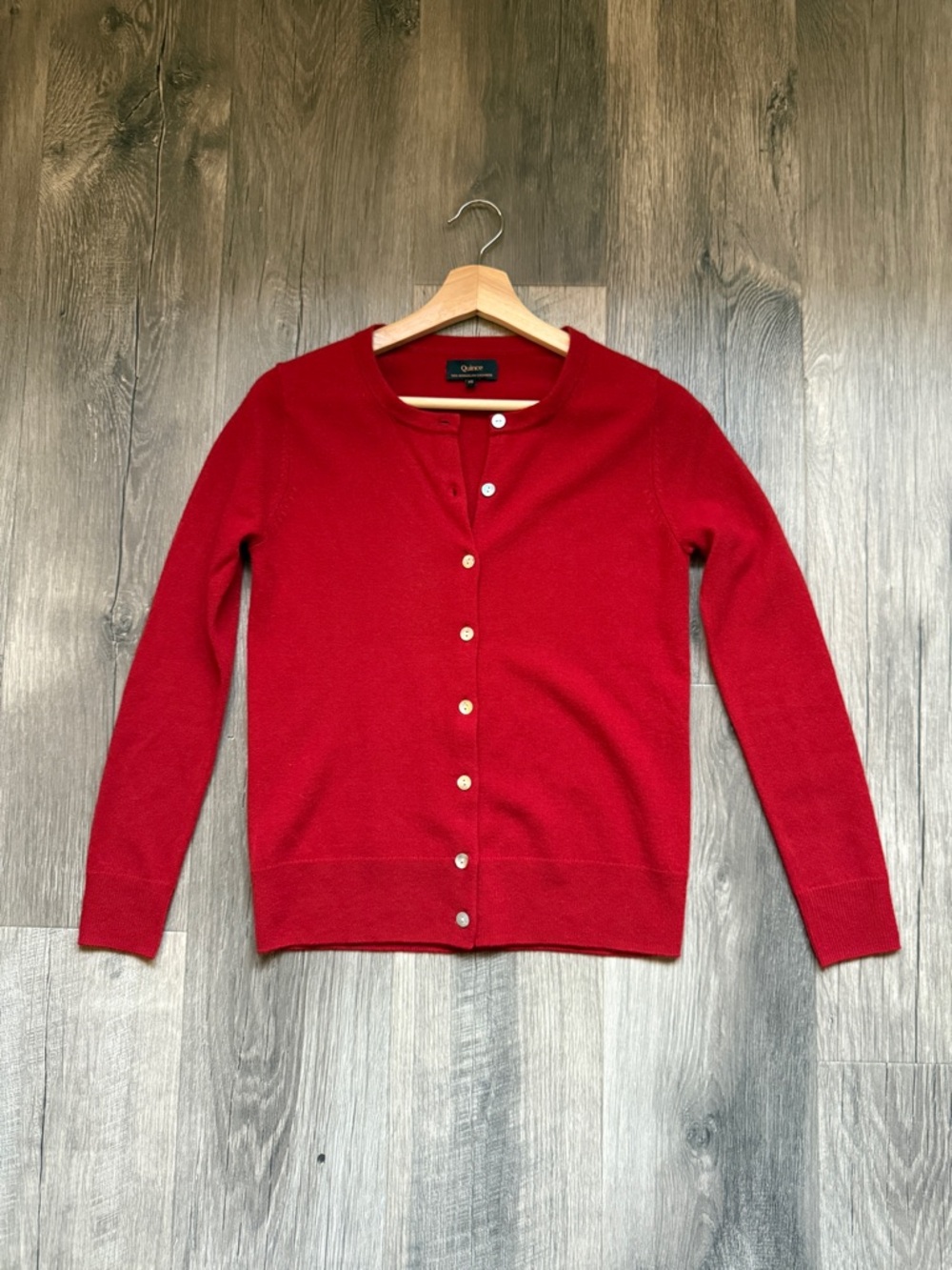 Quince Women's Crimson Button-Front Cashmere Cardigan